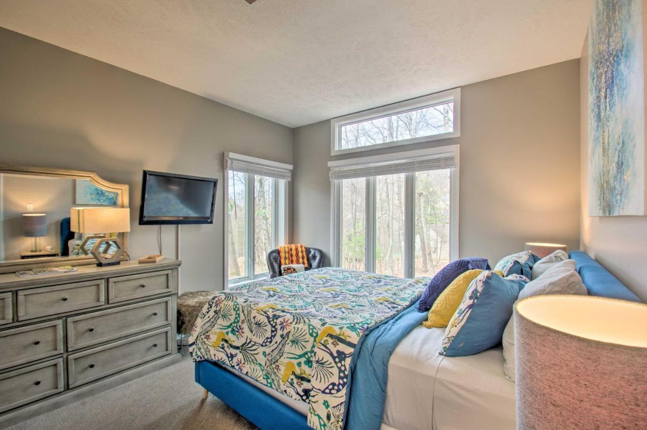 Wintergreen Resort Mountain Condo With Pool Access! Lyndhurst ภายนอก รูปภาพ